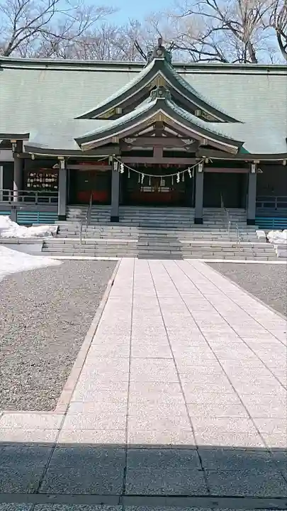 札幌護國神社の本殿・本堂