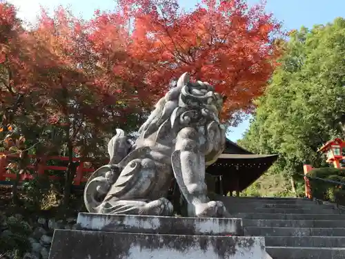 建勲神社の狛犬