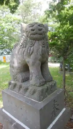 富川神社の狛犬