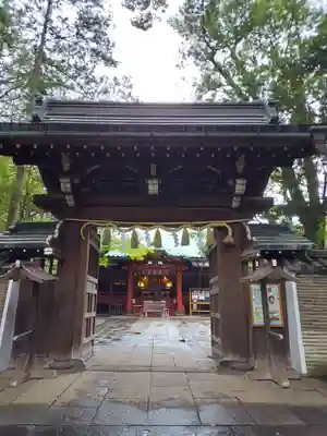 赤坂氷川神社の山門・神門