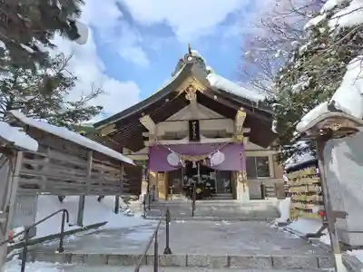 彌彦神社　(伊夜日子神社)の本殿・本堂