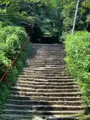 亀岡八幡宮の建物その他