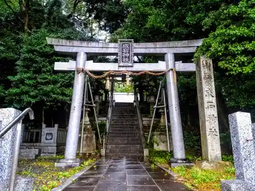 成石神社の鳥居