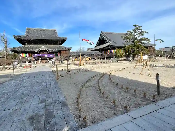 本山専修寺(三重県)