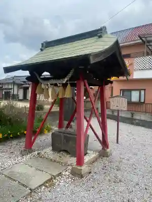 大野神社の{uncategorized: "未分類", other: "その他", undefined: "問題あり", building: "その他建物", grave: "お墓", sacred_gate: "鳥居", guardian: "狛犬", statue: "像", buddha: "仏像", history: "歴史", nature: "自然", garden: "庭園", animal: "動物", pagoda: "塔", temizu: "手水舎", mountain_gate: "山門・神門", sanctuary: "本殿・本堂", subordinate: "末社・摂社", art: "芸術", scenery: "景色", jizo: "地蔵", ema: "絵馬", goshuin: "御朱印", omikuji: "おみくじ", items: "授与品その他", amulet: "お守り", goshuincho: "御朱印帳", eats: "食事", festival: "お祭り", votive_dance: "神楽", shichigosan: "七五三参", wedding: "結婚式", experience: "体験その他", initially: "初詣", around: "周辺", anti_infection: "感染症対策"}