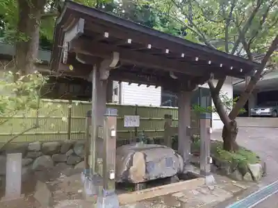 小動神社の手水舎