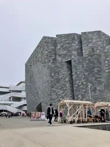 武蔵野坐令和神社の{uncategorized: "未分類", other: "その他", undefined: "問題あり", building: "その他建物", grave: "お墓", sacred_gate: "鳥居", guardian: "狛犬", statue: "像", buddha: "仏像", history: "歴史", nature: "自然", garden: "庭園", animal: "動物", pagoda: "塔", temizu: "手水舎", mountain_gate: "山門・神門", sanctuary: "本殿・本堂", subordinate: "末社・摂社", art: "芸術", scenery: "景色", jizo: "地蔵", ema: "絵馬", goshuin: "御朱印", omikuji: "おみくじ", items: "授与品その他", amulet: "お守り", goshuincho: "御朱印帳", eats: "食事", festival: "お祭り", votive_dance: "神楽", shichigosan: "七五三参", wedding: "結婚式", experience: "体験その他", initially: "初詣", around: "周辺", anti_infection: "感染症対策"}