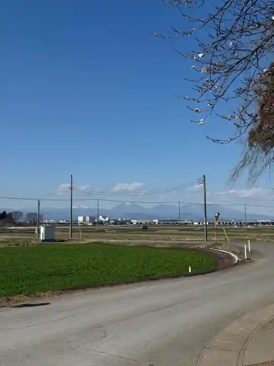 下野 星宮神社の{uncategorized: "未分類", other: "その他", undefined: "問題あり", building: "その他建物", grave: "お墓", sacred_gate: "鳥居", guardian: "狛犬", statue: "像", buddha: "仏像", history: "歴史", nature: "自然", garden: "庭園", animal: "動物", pagoda: "塔", temizu: "手水舎", mountain_gate: "山門・神門", sanctuary: "本殿・本堂", subordinate: "末社・摂社", art: "芸術", scenery: "景色", jizo: "地蔵", ema: "絵馬", goshuin: "御朱印", omikuji: "おみくじ", items: "授与品その他", amulet: "お守り", goshuincho: "御朱印帳", eats: "食事", festival: "お祭り", votive_dance: "神楽", shichigosan: "七五三参", wedding: "結婚式", experience: "体験その他", initially: "初詣", around: "周辺", anti_infection: "感染症対策"}