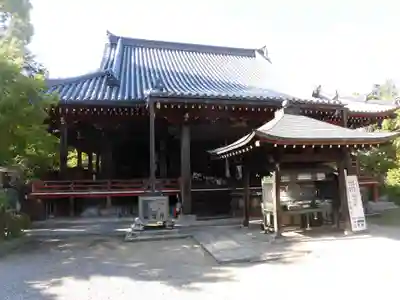 久米寺の本殿・本堂