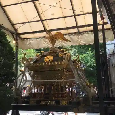 鳥越神社のお祭り