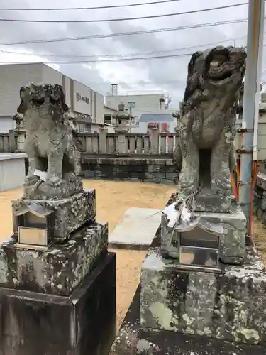 四所神社の狛犬