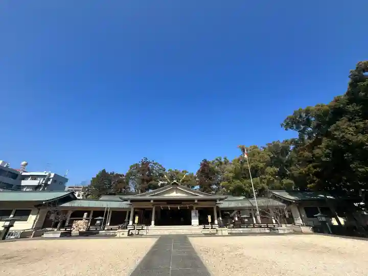 三重縣護國神社の{uncategorized: "未分類", other: "その他", undefined: "問題あり", building: "その他建物", grave: "お墓", sacred_gate: "鳥居", guardian: "狛犬", statue: "像", buddha: "仏像", history: "歴史", nature: "自然", garden: "庭園", animal: "動物", pagoda: "塔", temizu: "手水舎", mountain_gate: "山門・神門", sanctuary: "本殿・本堂", subordinate: "末社・摂社", art: "芸術", scenery: "景色", jizo: "地蔵", ema: "絵馬", goshuin: "御朱印", omikuji: "おみくじ", items: "授与品その他", amulet: "お守り", goshuincho: "御朱印帳", eats: "食事", festival: "お祭り", votive_dance: "神楽", shichigosan: "七五三参", wedding: "結婚式", experience: "体験その他", initially: "初詣", around: "周辺", anti_infection: "感染症対策"}
