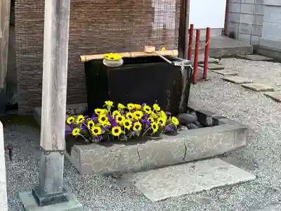 上尾御嶽神社の手水舎