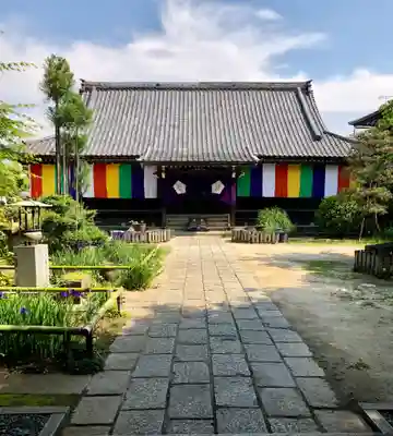 満行寺の本殿・本堂