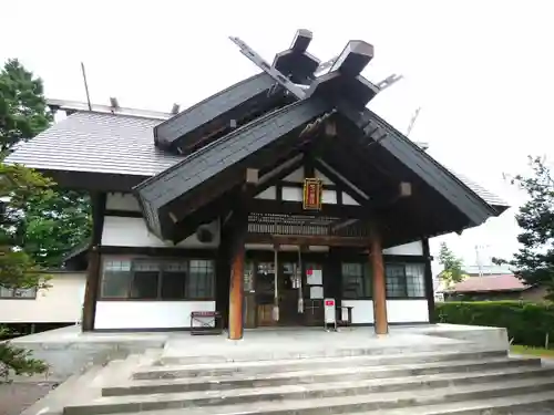 下川神社の本殿