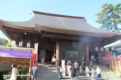 高幡不動尊　金剛寺の本殿・本堂