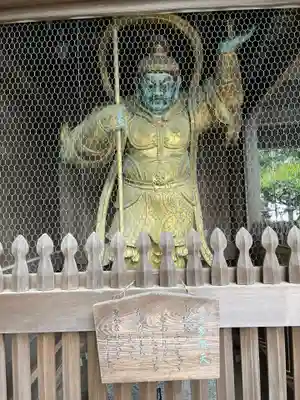 高尾山薬王院の像