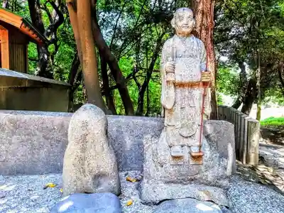 木庭八幡社の像