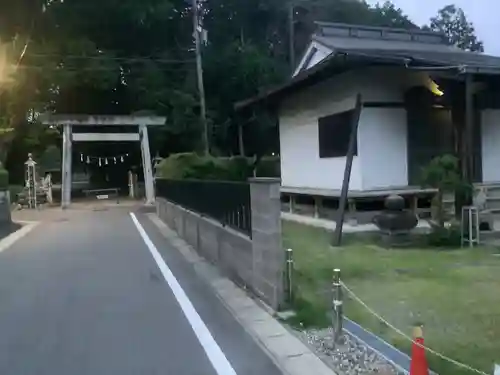 長久院の鳥居