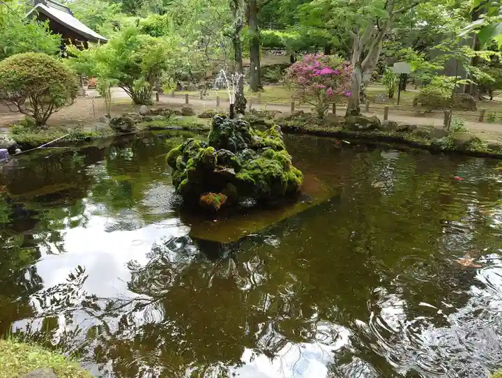 懐古神社の庭園