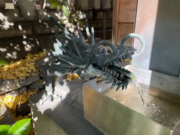 波除神社(波除稲荷神社)の手水舎