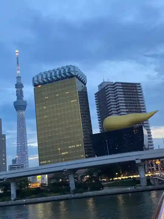 浅草神社の周辺