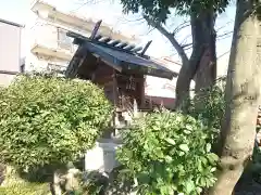 男女稲荷神社の本殿