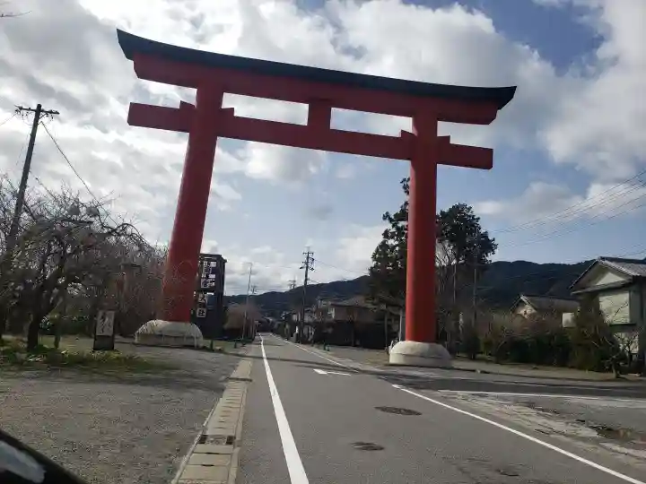 美濃國一宮 南宮大社の鳥居
