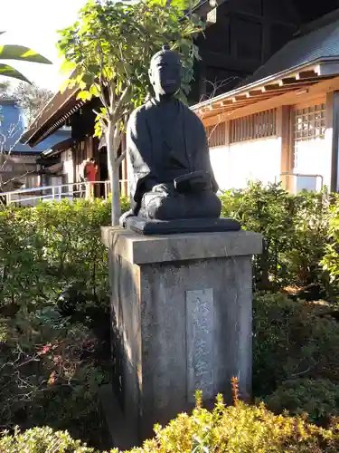 松陰神社の像