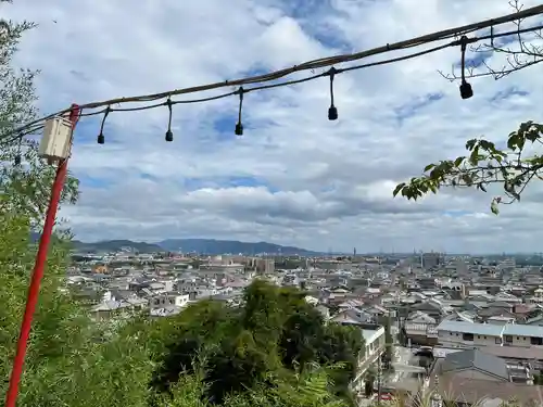 宝塚神社の景色