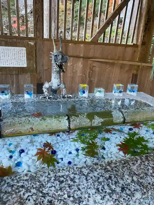 方廣寺の手水舎