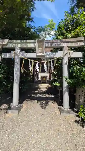 九帝王宮 萱野神社(滋賀県)