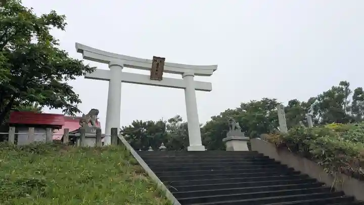 苫前神社の鳥居