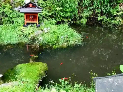 葛木神社の庭園