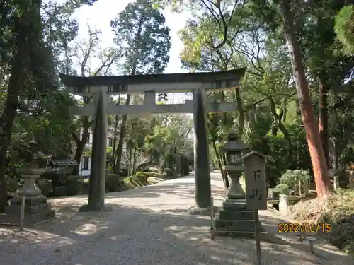 大和神社の鳥居