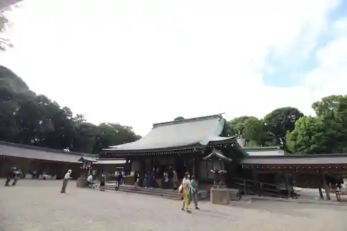 武蔵一宮氷川神社の本殿・本堂