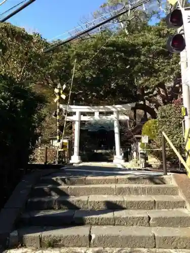 御霊神社の鳥居