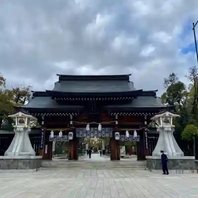 湊川神社の山門・神門