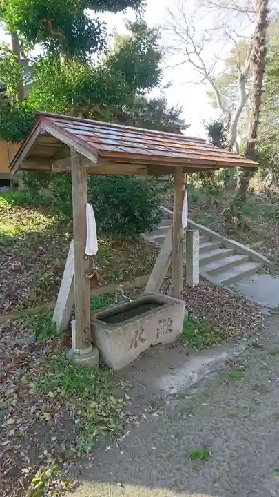 藤ヶ瀬神社の手水舎