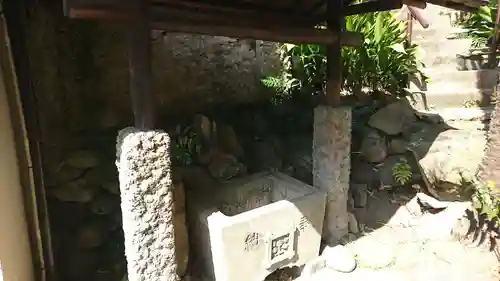 稲荷神社の手水