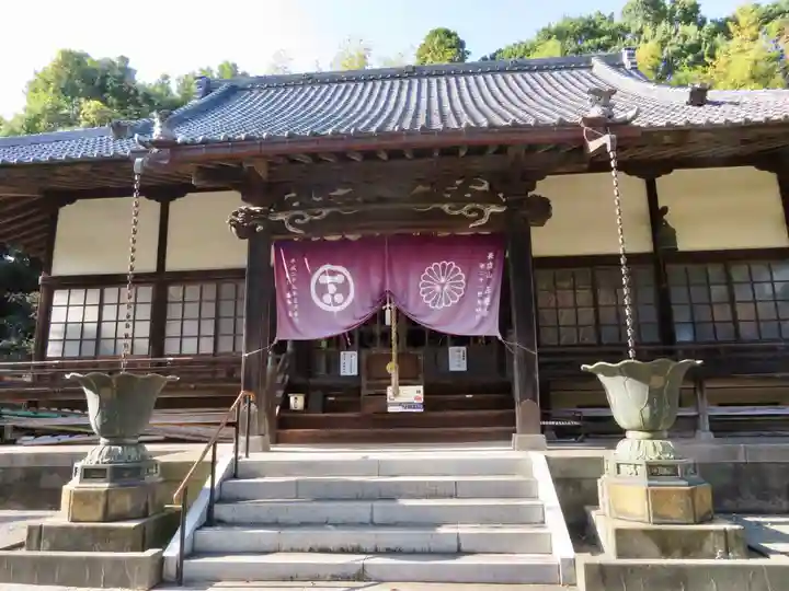 天台宗 長窪山 正覚寺の本殿・本堂