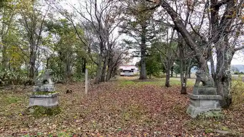 面白内神社の景色