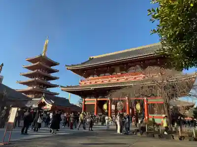 浅草寺の山門・神門