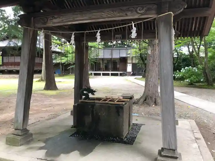 蠶養國神社の手水舎