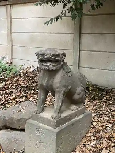 代々木八幡宮の狛犬