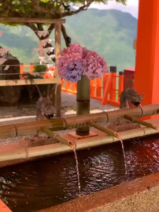 熊野那智大社の手水舎