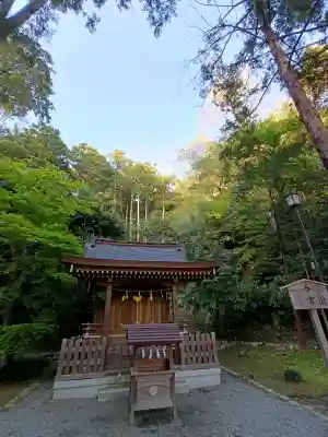 鶴岡八幡宮の{uncategorized: "未分類", other: "その他", undefined: "問題あり", building: "その他建物", grave: "お墓", sacred_gate: "鳥居", guardian: "狛犬", statue: "像", buddha: "仏像", history: "歴史", nature: "自然", garden: "庭園", animal: "動物", pagoda: "塔", temizu: "手水舎", mountain_gate: "山門・神門", sanctuary: "本殿・本堂", subordinate: "末社・摂社", art: "芸術", scenery: "景色", jizo: "地蔵", ema: "絵馬", goshuin: "御朱印", omikuji: "おみくじ", items: "授与品その他", amulet: "お守り", goshuincho: "御朱印帳", eats: "食事", festival: "お祭り", votive_dance: "神楽", shichigosan: "七五三参", wedding: "結婚式", experience: "体験その他", initially: "初詣", around: "周辺", anti_infection: "感染症対策"}