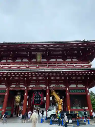 浅草寺の山門