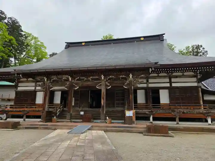 城端別院善徳寺の{uncategorized: "未分類", other: "その他", undefined: "問題あり", building: "その他建物", grave: "お墓", sacred_gate: "鳥居", guardian: "狛犬", statue: "像", buddha: "仏像", history: "歴史", nature: "自然", garden: "庭園", animal: "動物", pagoda: "塔", temizu: "手水舎", mountain_gate: "山門・神門", sanctuary: "本殿・本堂", subordinate: "末社・摂社", art: "芸術", scenery: "景色", jizo: "地蔵", ema: "絵馬", goshuin: "御朱印", omikuji: "おみくじ", items: "授与品その他", amulet: "お守り", goshuincho: "御朱印帳", eats: "食事", festival: "お祭り", votive_dance: "神楽", shichigosan: "七五三参", wedding: "結婚式", experience: "体験その他", initially: "初詣", around: "周辺", anti_infection: "感染症対策"}