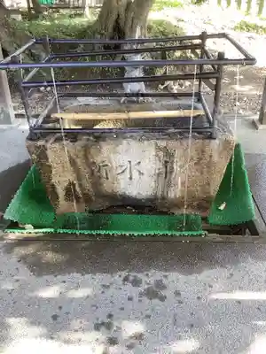 澁川神社（渋川神社）の手水舎